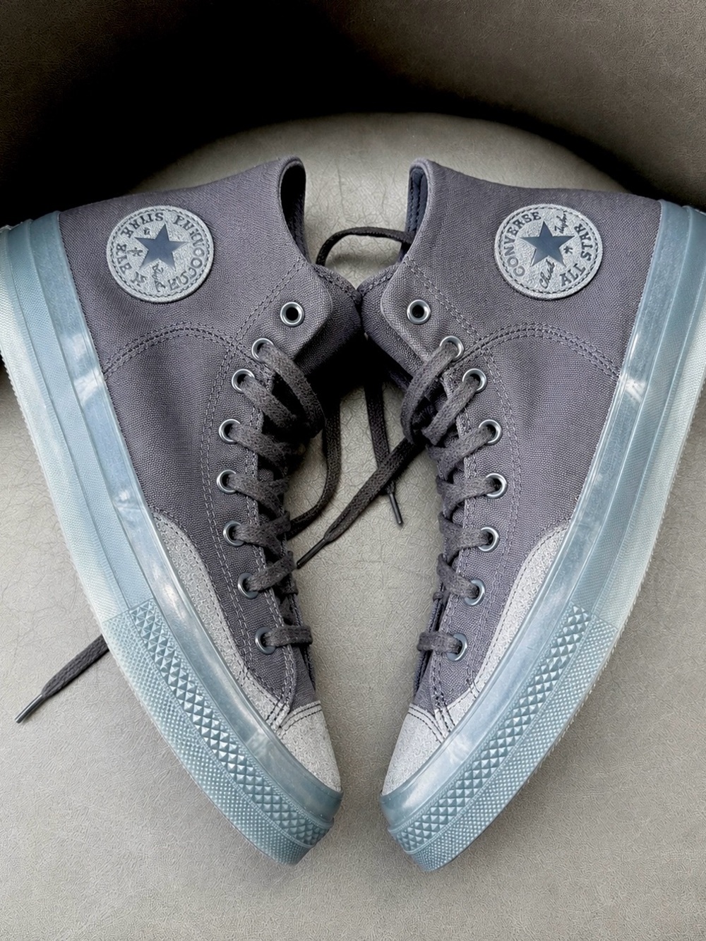 Converse Chuck 70 Marquis High Top – Gray with Black – Men’s 11 / Women’s 13